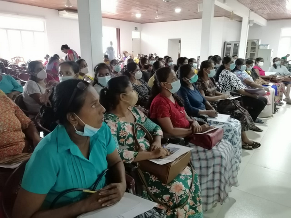 Image00005DevelopmentTrainingProgramforWomenAboutGarmentIndustry