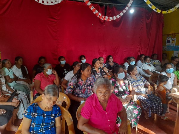 women work organization in Kahathuduwa 4