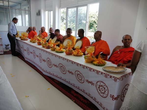 SangithaDakshinainsideNewBuildingHomagamaDS 24