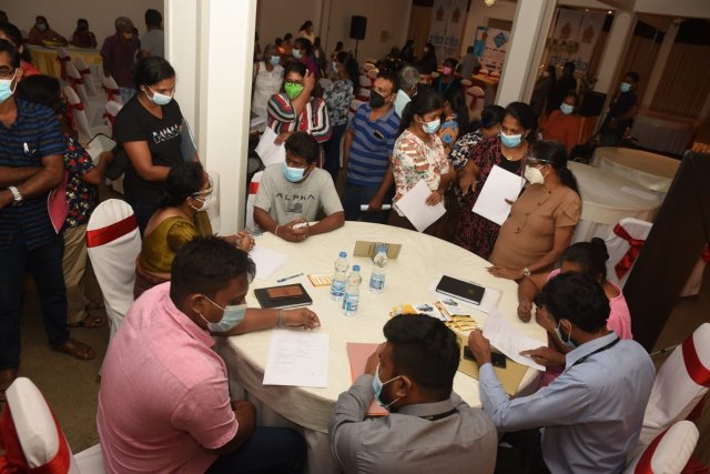 කුඩා ව්‍යසායකත්ව සංවර්ධන බැංකු සායනය