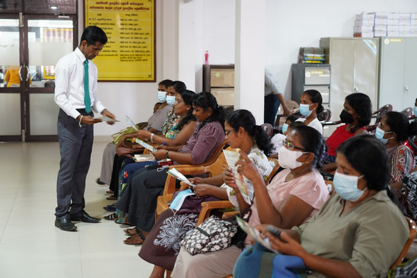   Colombo Waga War  An awareness of Homagama Women's Work Organization members.