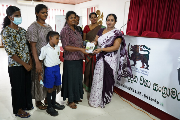   Colombo Waga War  An awareness of Homagama Women's Work Organization members.