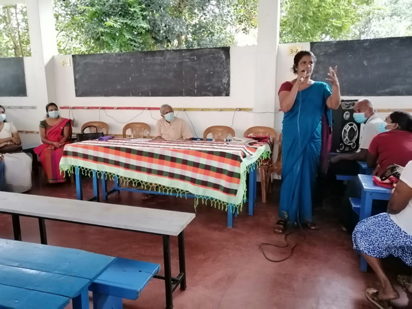 An awareness of Sanasa Samiti members about household management and waste management / Homagama (2022-09-04)