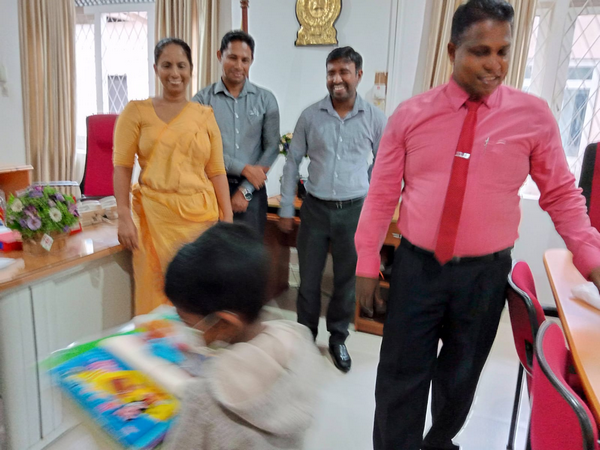 Providing school equipment / Homagama (2022-09-05)