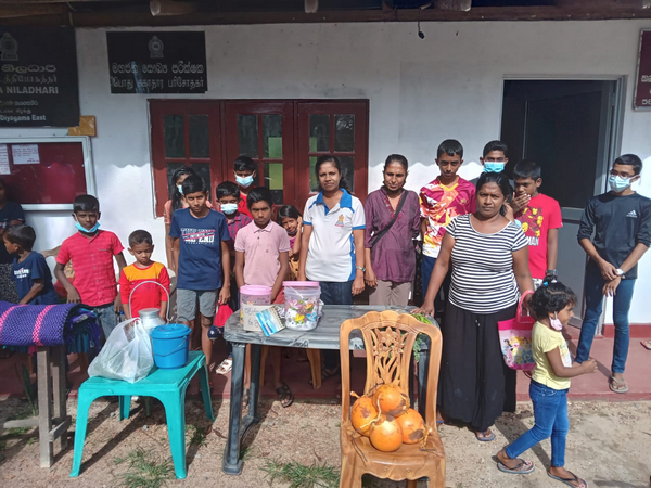 Homagama Diyagama East 'Savimat' Children's Club 'Market' (2022-09-11)