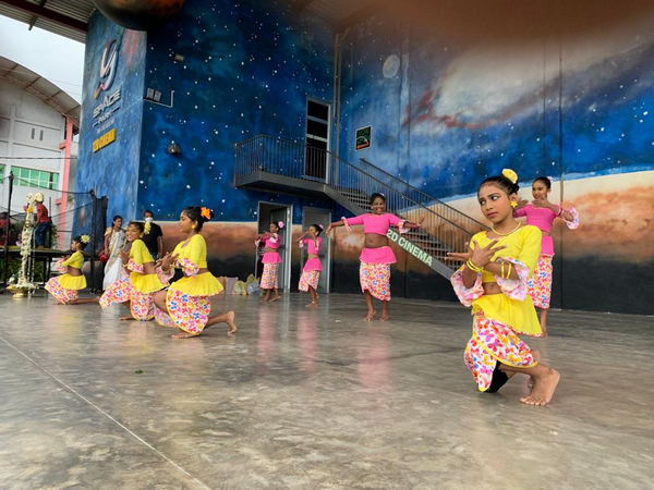"Dreaming" Our World - Meaningful Children - World Children's Day Program / Homagama (2022-10-01)