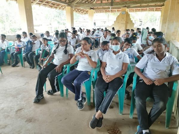 A "One Day Leadership Training Camp" at Homagama Navalamulla Village in celebration of World Children's Day (2022-10-01)