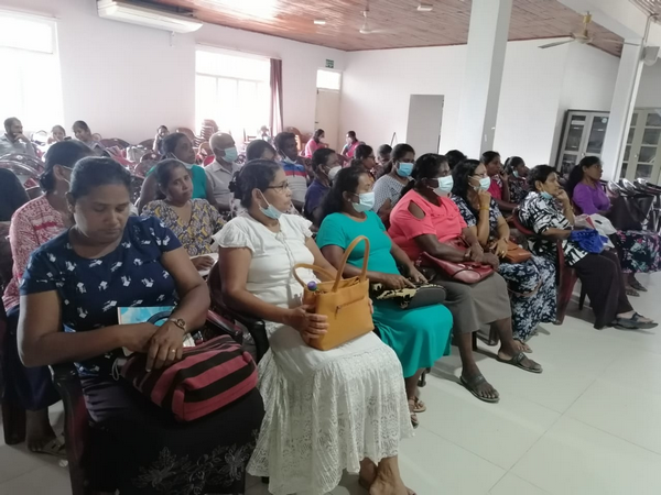 Conducting Homagama Samurdhi divisional organization meeting (2022-10-10)