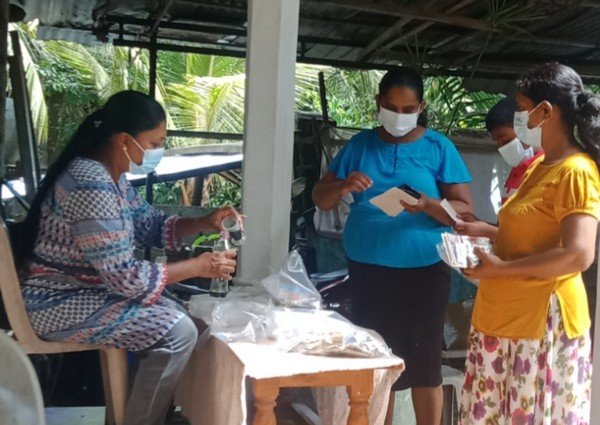 A mobile medical clinic for the community of Ranawiru village Paladagoda  (2022-12-21)