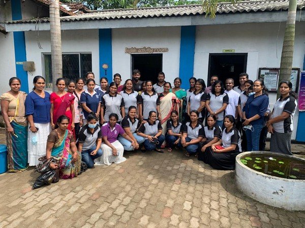 A lunch from the Homagama Divisional Secretariat for the students of Batawala Primary School (2023-01-18)
