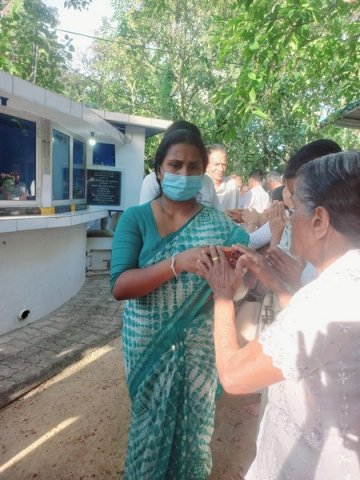 Setpatha Bodhi Pujamaya Pinkam to Senior Citizens at Homagama (2023-08-23)