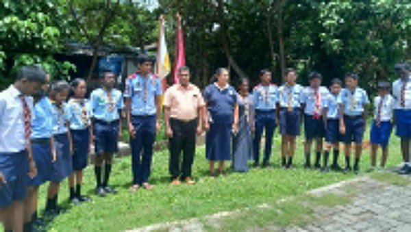 A tree planting program on both sides of the Homagama-Katuwana bypass road (2023-09-23)