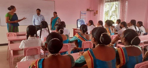 A career guidance program for school students at Homagama (2023-10-04)