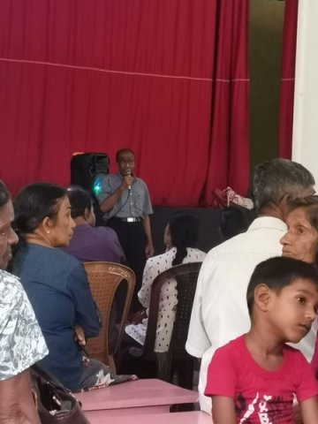 Mobile service for giving old people's identity cards at Godagama (2023-10-13)