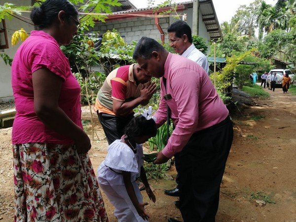 Handover of "Samurdhi House" at Homagama Batawala (2023-10-20)