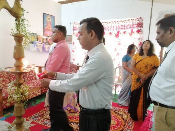 Handover of "Samurdhi House" at Homagama Batawala (2023-10-20)
