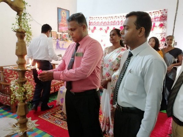 Handover of "Samurdhi House" at Homagama Batawala (2023-10-20)