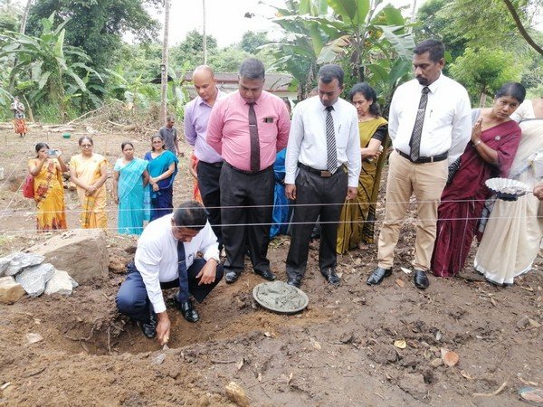 Laying the foundation stone of two "Jaya Vimana" houses in Homagama (2023-10-20)