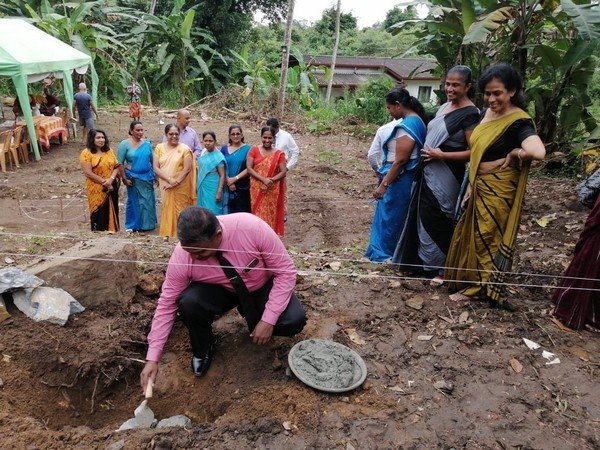 Laying the foundation stone of two "Jaya Vimana" houses in Homagama (2023-10-20)