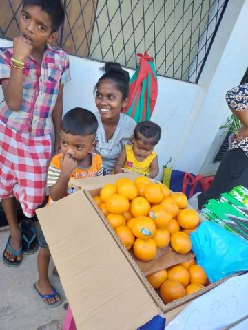 Many market programs from the union of women in many divisions