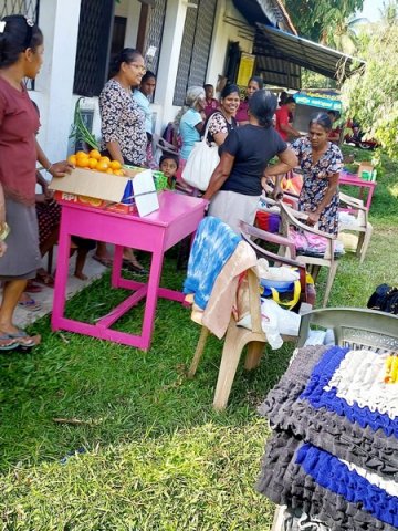 Many market programs from the union of women in many divisions