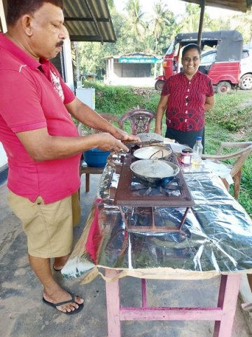 Many market programs from the union of women in many divisions
