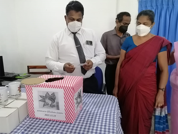 " සෞභාග්‍යා  දිරිය මාතා තැන්පතු වාසනා පත් "  දිනුම් ඇදීම / හෝමාගම  - පිටිපන  සමෘද්ධි ප්‍රජා මූල බැංකුව 